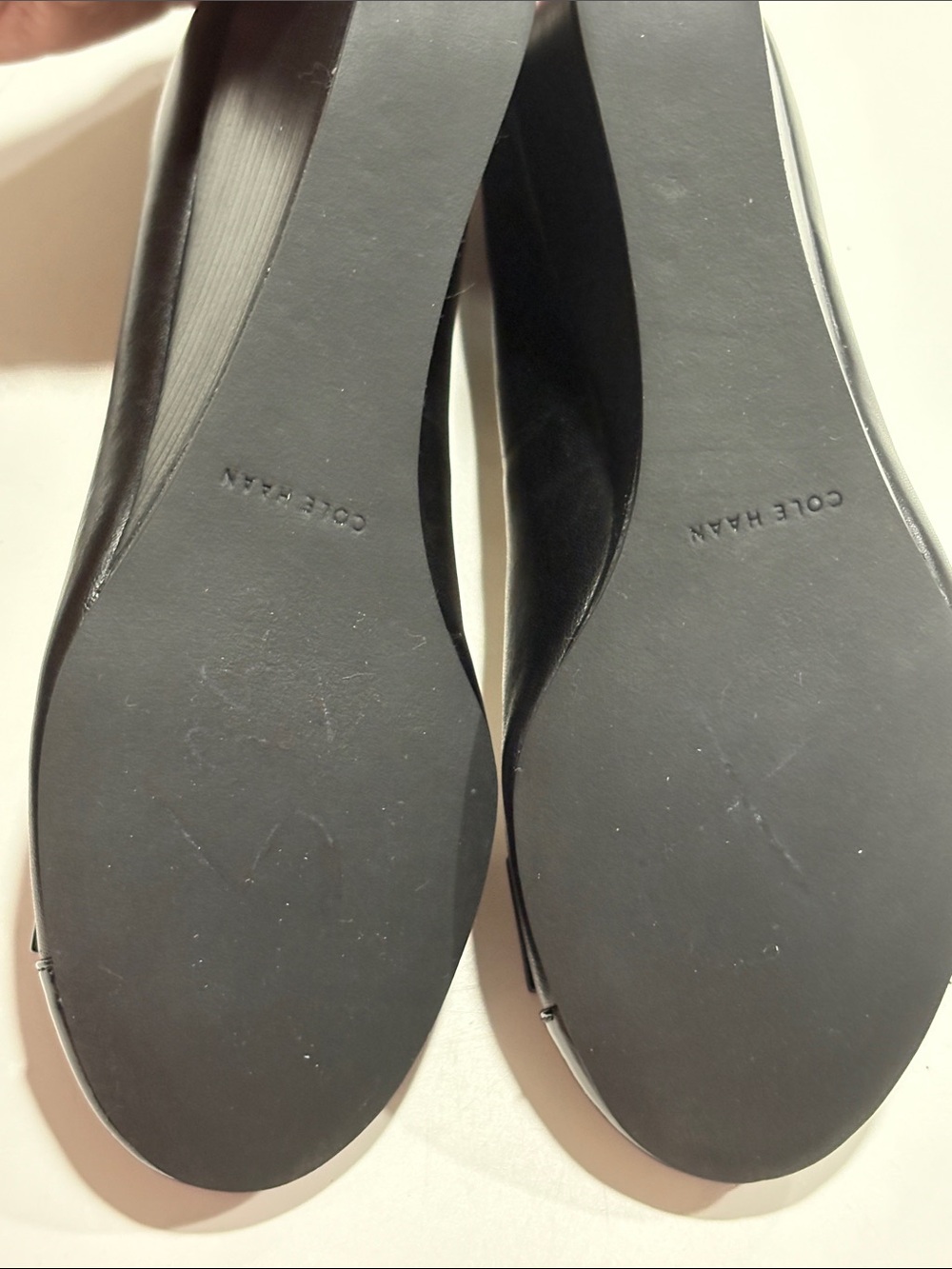 Cole Haan Black Patent Leather Bow Wedges, size 6B - Picture 7 of 7